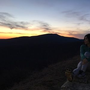 Meet your Posher, Jenni